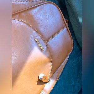 Women’s acorn brown backpack
